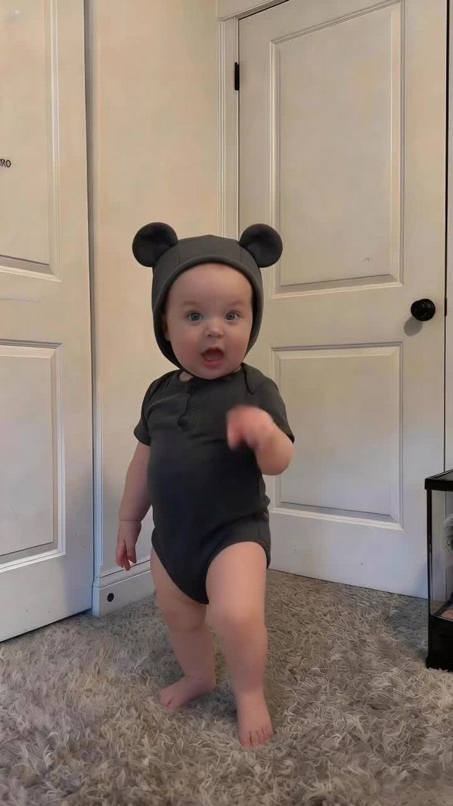 AI Baby Sway Dance Filter (CapCut Pioneer) by @nginhi468 on TikTok
