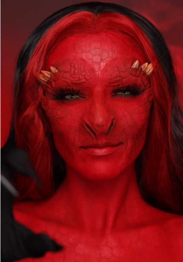 Spooky Makeup-FX Reveal Transition by @piperartistry on TikTok