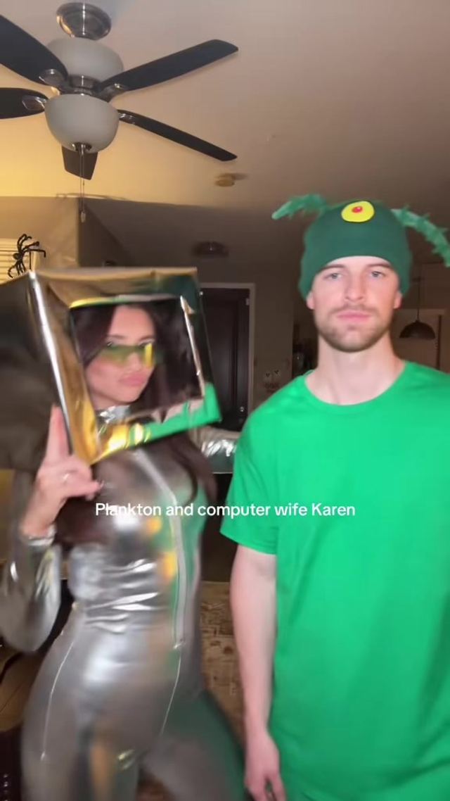 Ramalama Costume-Reveal Walk by @jadynship on TikTok
