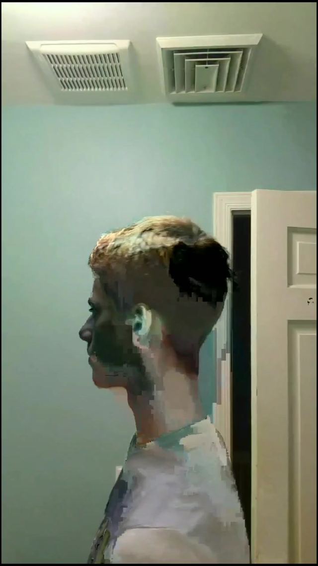 Glitch / RGB-Split Transition by @g0tlucky on TikTok